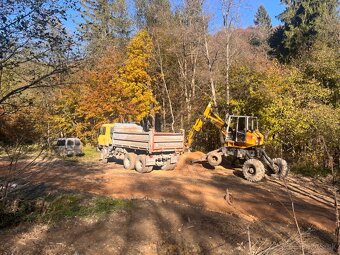 Tatra 815 S3 - Menzi Muck (kráčajúci bager) - 9