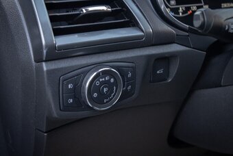 Ford Mondeo Combi 2.0 TDCi Duratorq Trend AT/6 - 9