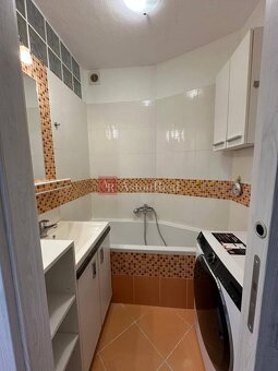 IBA U NÁS Rekonštruovaný byt 3+1, 72 m2, lodžia, Višňová, B - 9