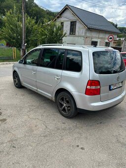 Volkswagen Touran 2.0 TDI, 77 kW, r.v. 2006, automat – Žilin - 9