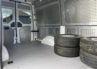 Volkswagen Crafter 2.0TDi L2H2 4x4 ČR odp. DPH nafta manuál - 9