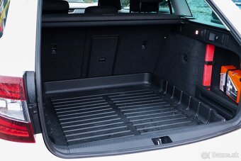 Škoda Octavia 3 FL Combi 1.8 TSI DSG - ACC,Ambient,Prezutie - 9
