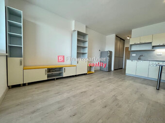 Na prenájom zariadený 1-izbový byt v Alicante - 9