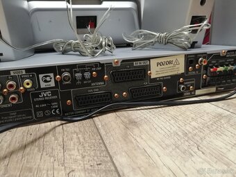 Bluetooth JVC zosilovac - 9
