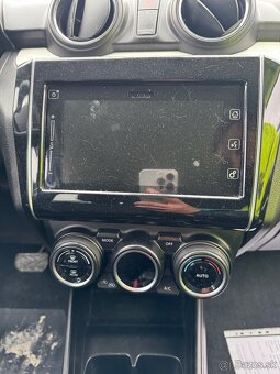 Suzuki Swift 1.2 automaticka prevodovka - 9