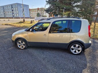 Skoda Roomster Scout 1.2 tsi - 9