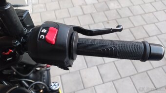 Husqvarna svartpilen 401 , 1.majitel - 9