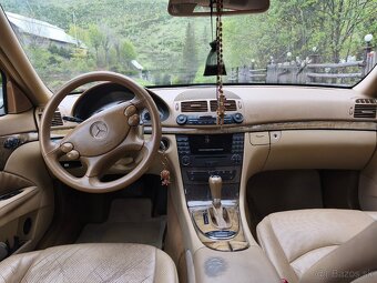 predám Mercedes E280 4matic benzín - 9