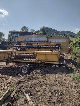Predam kombajn New Holland TC56 - 9