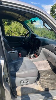 Toyota Land Cruiser 100 4.2 TD Luxor A/T - 9