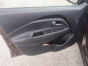 Kia Rio 1.4 CRDi EX - 9