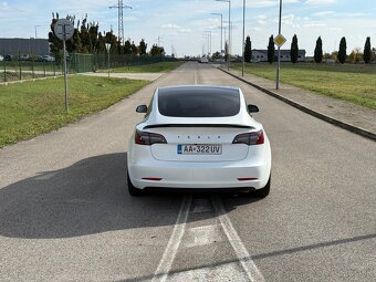 Tesla model 3 Long Range - 9