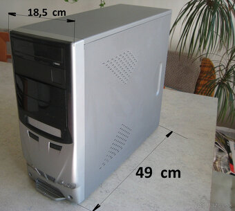 ♦️ B M W ♦️ počítačová skriňa ♦️ - 9