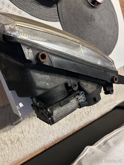 Predám xenónové svetla passat b5 - 9