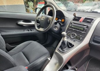 Toyota Auris 1.6PRAV.ZNAČKOVÝ SERVIS TSUSHO - 9