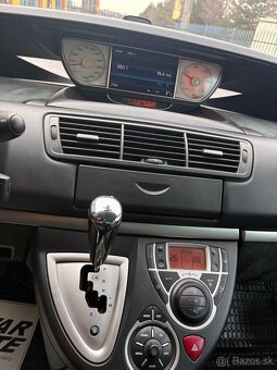 Peugeot 807, 2010 - 9