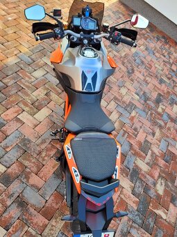 KTM SuperDuke 1290 GT - 9