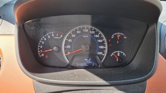 Hyundai i10 1.2 r.v. 11/2017 - 9