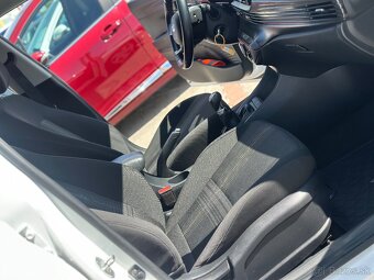 Hyundai i20 1.2i 62kW - 9
