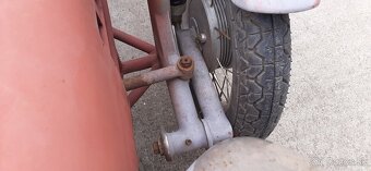Predám rám z Velorexu, motor Yamaha XS 400 - 9