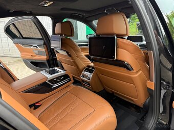 BMW Rad 7 730d xDrive A/T - 9