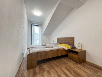 Moderný 3-izbový byt s terasou a parkovaním na prenájom – Ky - 9