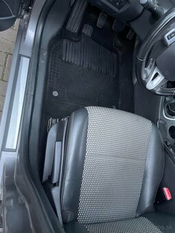 Renault Fluence 1.6 2012 - 9