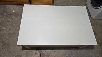 Konferenčný stolík IKEA Hemnes do obývačky - 9