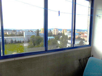 Pekný 3-izbový byt s 2 logiami, Rosná ulica, širšie centrum - 9