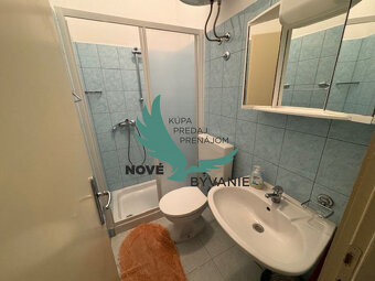 Chorvatsko na predaj: Jedinečný apartmán v Sukošane – Prvý r - 9