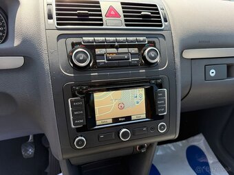 ► VW TOURAN 2,0 TDI-103 kW, 7 MÍST, NAVI, AUTOM. PARKOVÁNÍ ◄ - 9