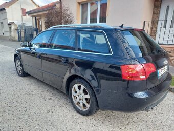 Audi A4 AVANT 2.0 TDI - 9