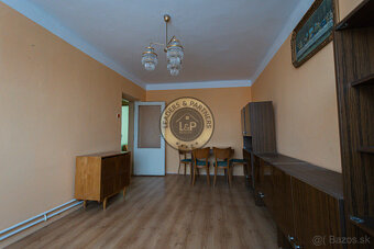 5 izbový, dvojpodlažný RD-VALALIKY, pozemok 550m2 - 9