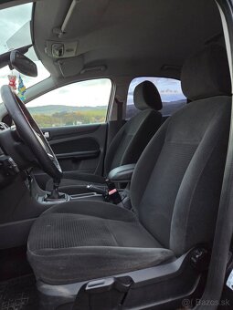 Ford Focus 1.6 benzín - 9