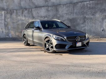 Mercedes C43 AMG kombi - 9