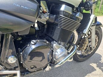 Suzuki gsx 1400 r.v.2004 - 9