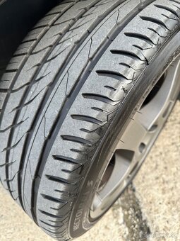 Vw Golf 5 1.9TDI - 9
