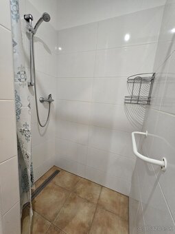Ponúkam na prenájom 1. izbový byt s balkónom na sídlisku Záp - 9