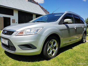 FORD Focus kombi 1.6 - LPG/benzin - 12/2010 - 9