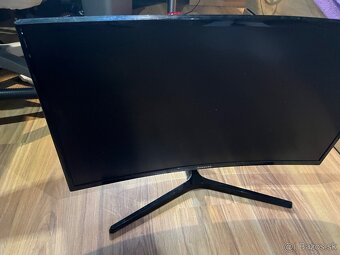 Predam herny počítač s príslušenstvom - 9