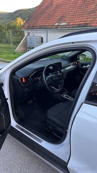 Ford Focus Active 2.0 EcoBlue A/T - 9
