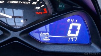 YAMAHA SMAX- Majesty - 9