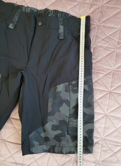 Outdoorove kraťasy Revolution L/XL - 9