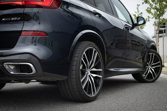 BMW X5 30d xDrive 210kw / AJ NA SPLÁTKY / - 9