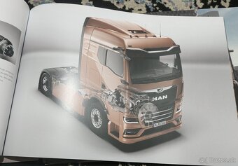📚Ponúkam na predaj originálne prospekty Kamióny MAN 🚍 - 9