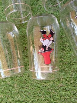 Retro toaletka,poháre rumcajs - 9