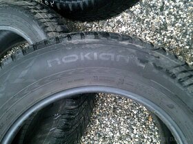 Celoročné pneu 235/65R17 Nokian - 2 ks - 9