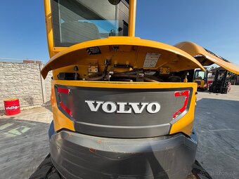 Volvo ECR 58D bager - 9