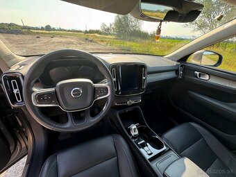 Volvo XC40 INSCRIPTION T4/ 2020 - 9