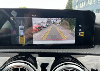 Mercedes-Benz Třídy A 180 1.3 AMG AUTOMAT KŮŽE NAVI benzín - 9